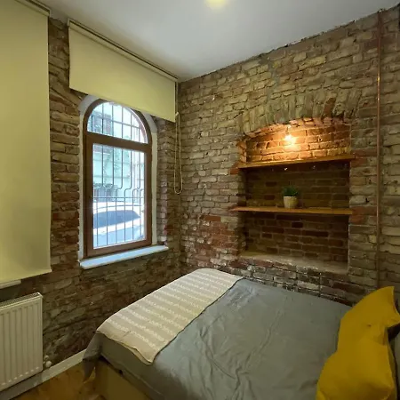 Kaira Aparts 1 Apartment
