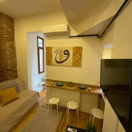 Kaira Aparts 1 Apartamento *